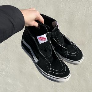 Vans B&W Sk8-hi High Top Shoes Size 6.5 Women